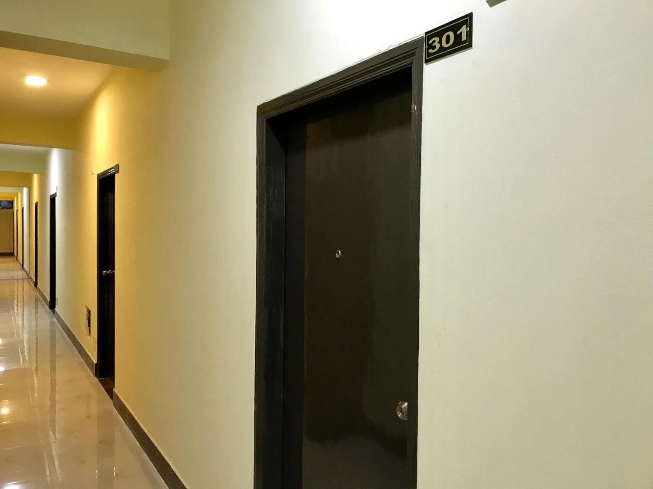 Hotel Q Palace Kumillā Zewnętrze zdjęcie